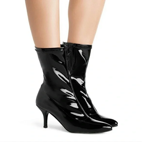Stuart Weitzman Clingy Patent Leather Pointed Toe Booties!! - Picture 3 of 14